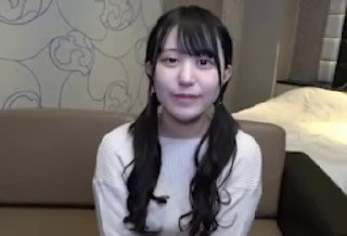 身材一流大波浪美妞！撩下包臀裙磨蹭奶子，掰开紧致小穴，主动骑乘抽插，操的大奶子晃动